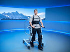 Fourier ExoMotus M4 exoskelet-genoptræningsrobot til benene